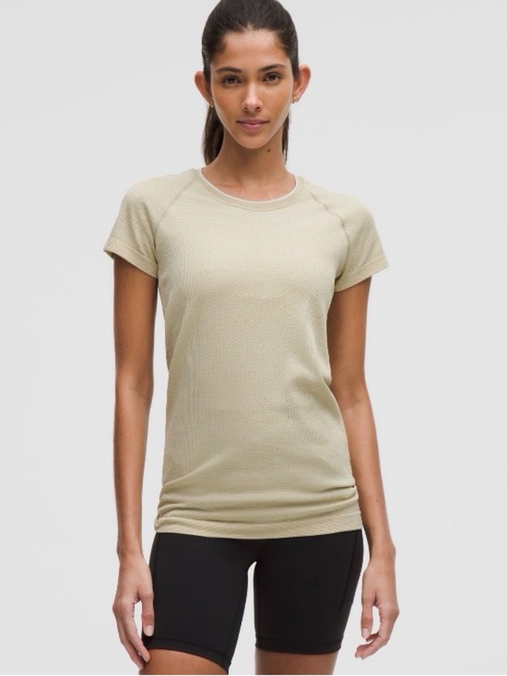 Lululemon 6 Swiftly Tech Textured Short Sleeve Shirt